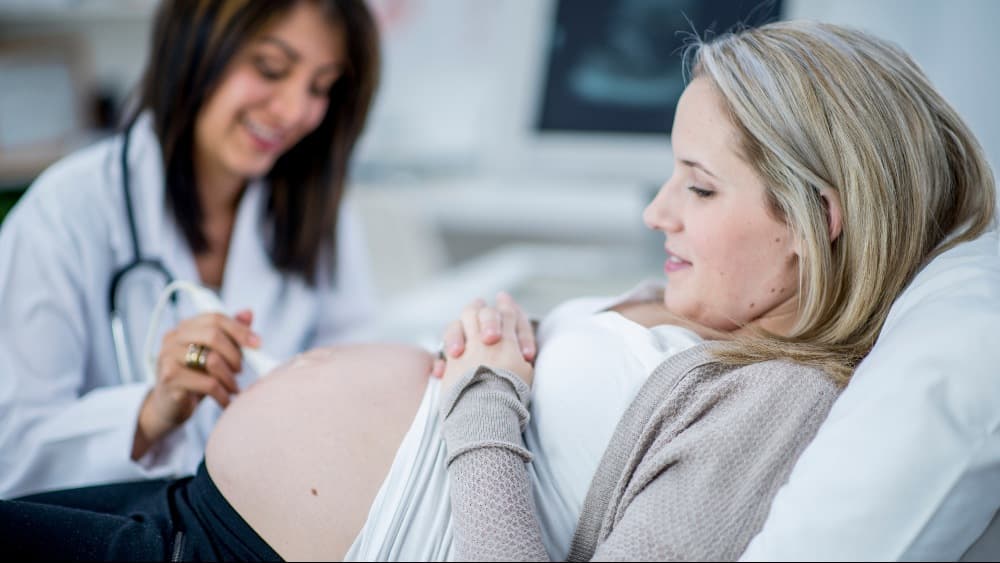 Wat zijn de IVF-behandelingsopties voor vrouwen ouder dan 45 jaar?