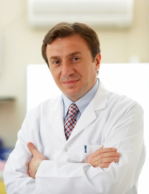 Interview met Cyprus Dunya IVF medisch directeur Dr. Berk Angün